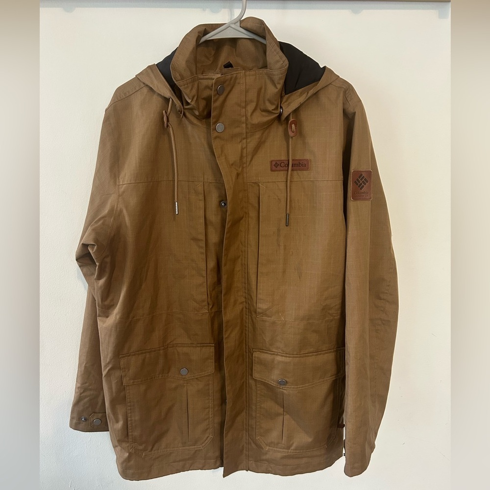 Columbia Men's Medium Waterproof Jacket
